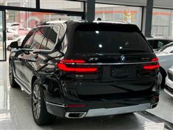 بي ام دبليو X7